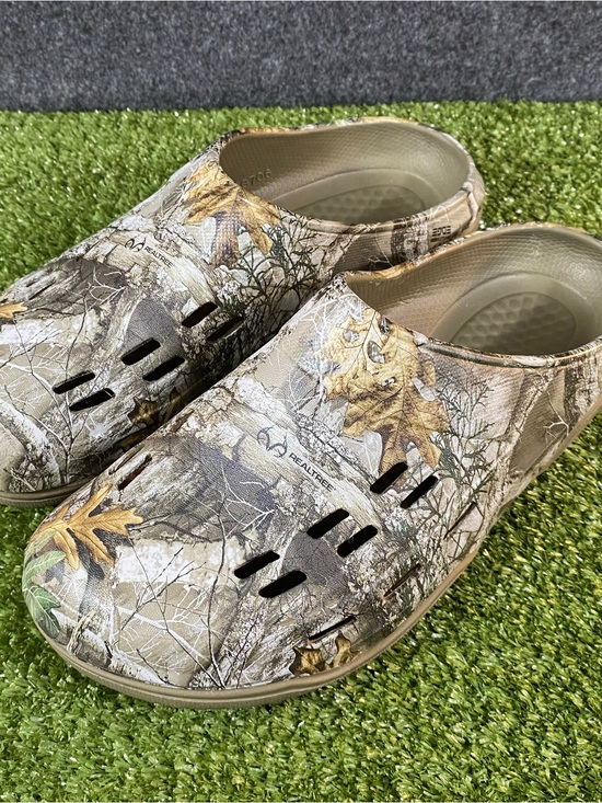 RealTree Edge Camouflage SlidesMen\'s Size 7 Mules Slip-Ons Plastic main image 14